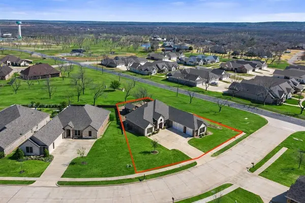 6301 Weatherby Road, Granbury, TX 76049