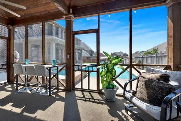 3925 Martha Avenue, Sachse, TX 75048