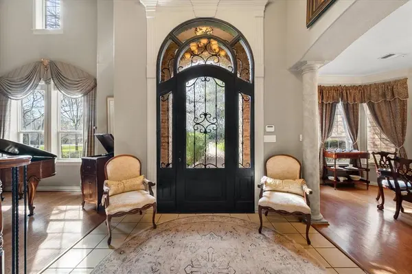 2703 Katherine Court, Dalworthington Gardens, TX 76016