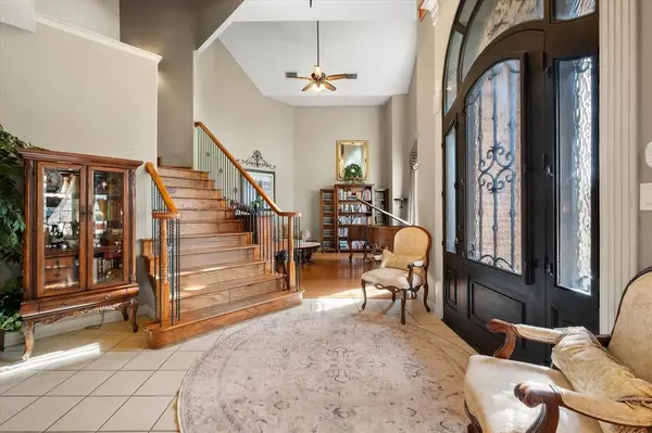 2703 Katherine Court, Dalworthington Gardens, TX 76016