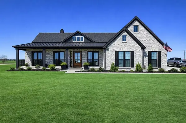 860 Dove Meadow Trail, Waxahachie, TX 75167