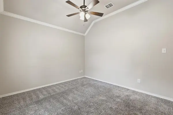 1846 Crosshaven Drive, Lewisville, TX 75077