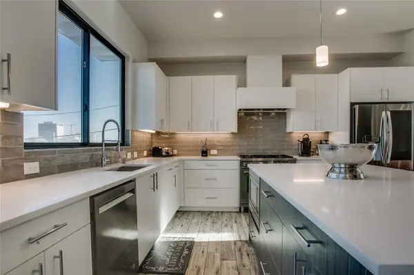 410 Melba Street #4, Dallas, TX 75208