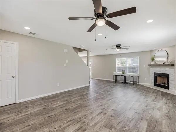 316 Spurlock Drive, Krum, TX 76249