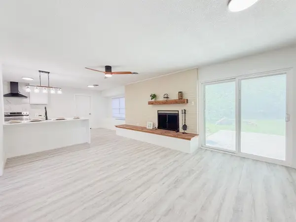 5520 Woodway Drive, Fort Worth, TX 76133