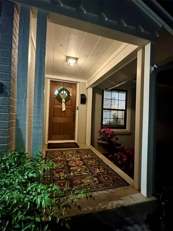 608 Coolair Drive, Dallas, TX 75218