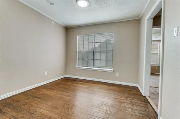 2427 Hudspeth Avenue, Dallas, TX 75216