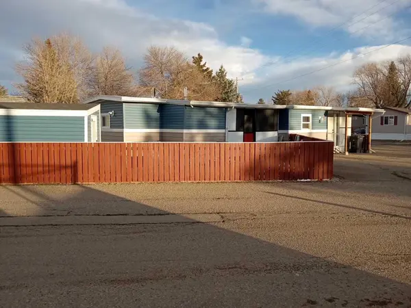 5301 2 ST ST #23, Coalhurst, AB T0K 1V0