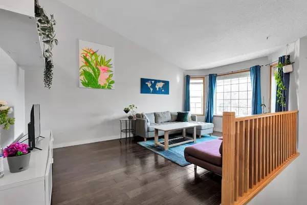 132 West Creek DR, Chestermere, AB T1X 1K6