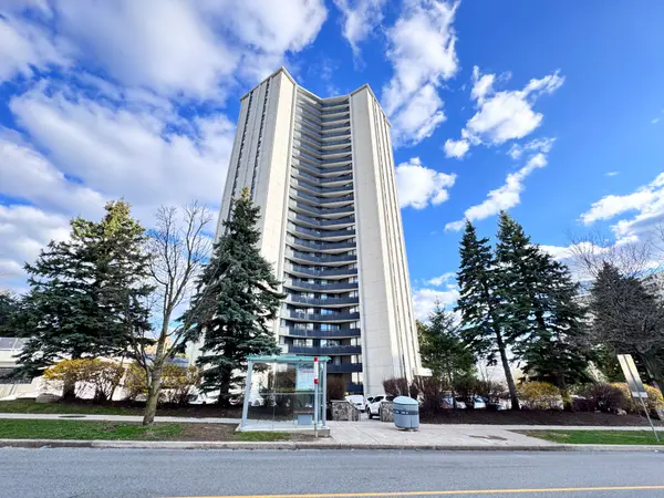 75 Graydon Hall DR #2308, Toronto C13, ON M3A 3M5