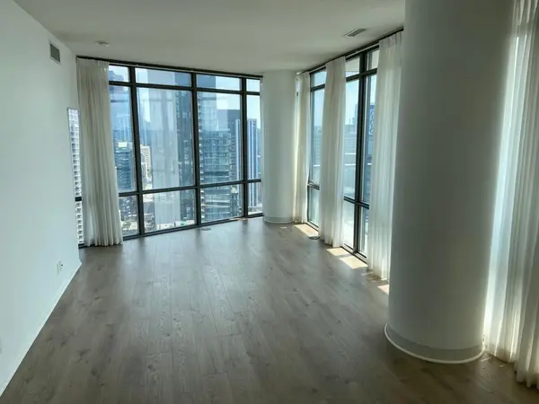 832 Bay ST #2510, Toronto C01, ON M5S 1Z6