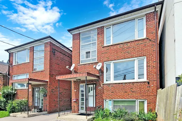 80 Lanark AVE, Toronto C03, ON M6E 2G4