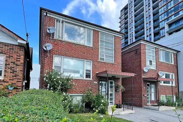 82 Lanark AVE, Toronto C03, ON M6E 2G4