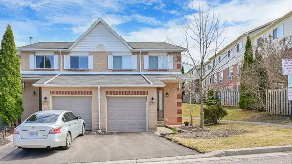 579 Gibney CRES #1, Newmarket, ON L3X 1Y3