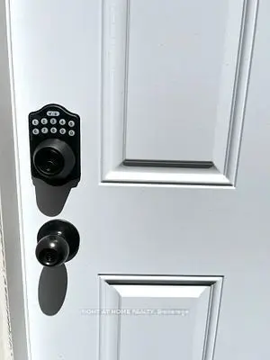 115 Bonny Meadows DR #Lower L, Aurora, ON L4G 6N1