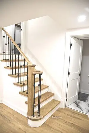 115 Bonny Meadows DR #Lower L, Aurora, ON L4G 6N1