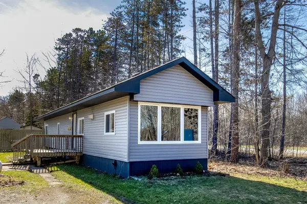 5263 Elliott Side Road ##1, Tay, ON L4R 4K3