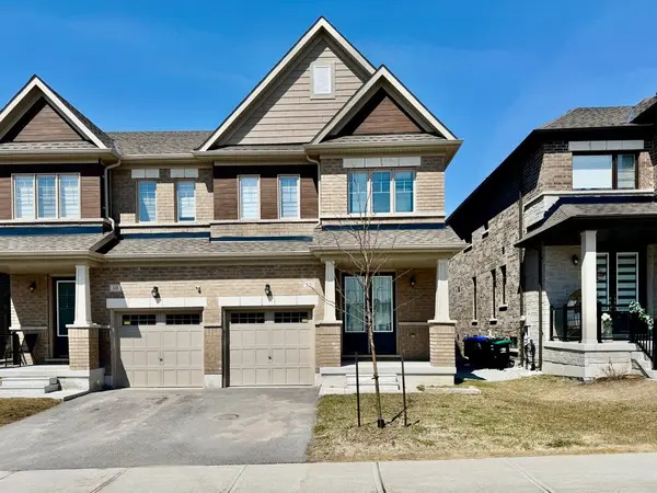 12 Daisy ST, Springwater, ON L9X 2C5