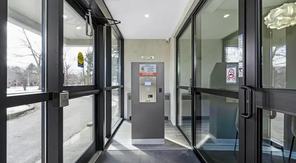 1219 Dundas ST W #604, Mississauga, ON L5C 1C8