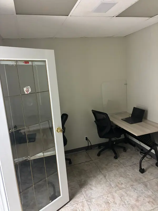 2141 Kipling AVE #208, Toronto W10, ON M9W 4K8