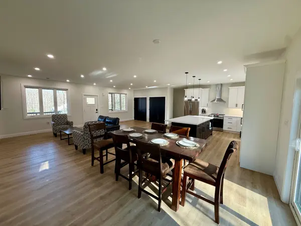 16 Millies WAY, Armour, ON P0A 1C0