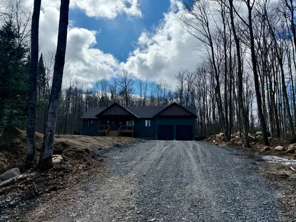 16 Millies WAY, Armour, ON P0A 1C0