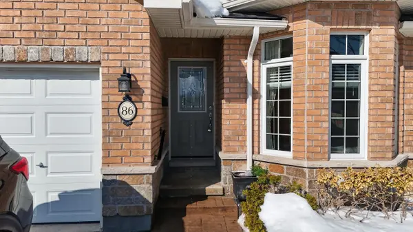 86 VILLAGE CRES #105, Peterborough, ON K9J 8S7