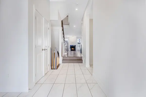 500 Triangle ST, Kanata, ON K2V 0M8