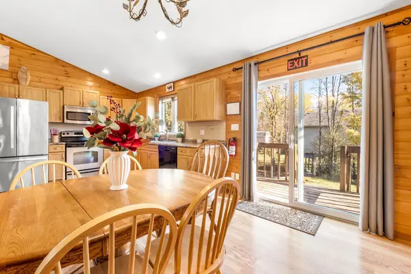 104 Maple DR, Northern Bruce Peninsula, ON N0H 1Z0