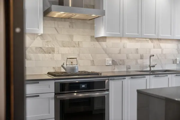 20 Daly AVE #PH2302, Lower Town - Sandy Hill, ON K1N 0C6