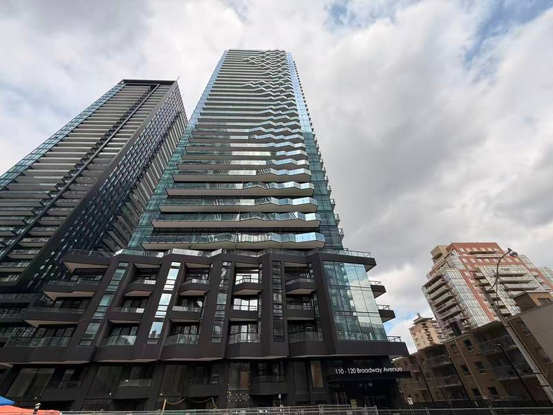 110 Broadway AVE #706, Toronto C10, ON M4P 1V7