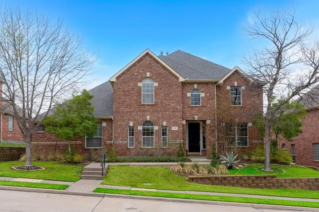 1009 Highfield Trail, Irving, TX 75063