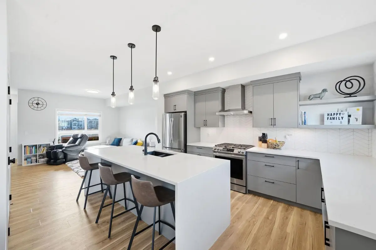 108 Harvest Grove WALK NE, Calgary, AB T3K 2P3