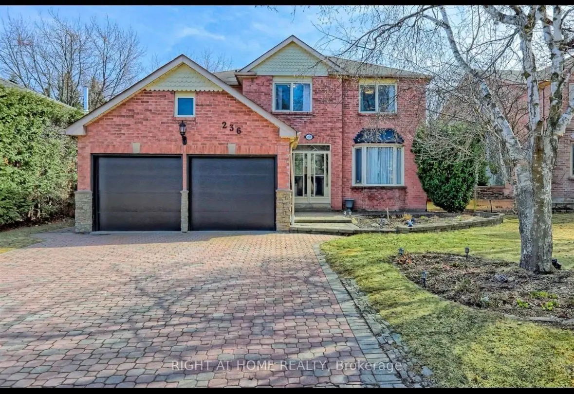 236 Mccaffrey RD, Newmarket, ON L3X 1J3