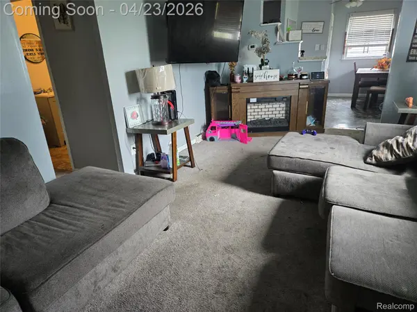 19410 Kentfield ST, Detroit, MI 48219