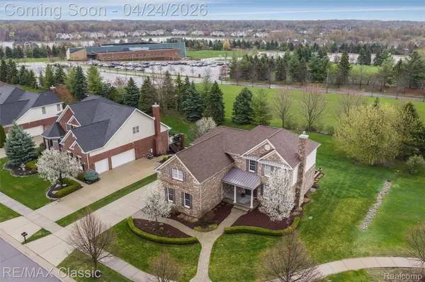 50282 Langley DR, Novi, MI 48374