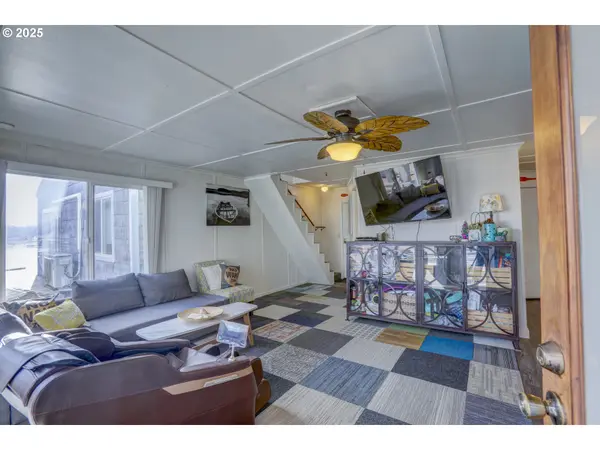 23508 NW SAINT HELENS RD #S16, Portland, OR 97231