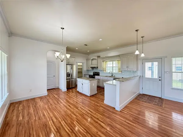 487 County Road 2622, Decatur, TX 76234