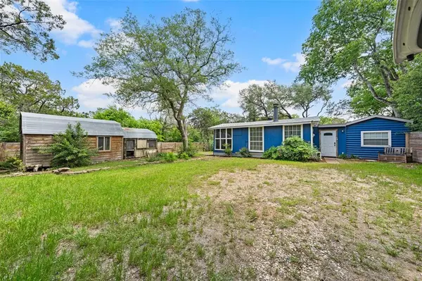 110 Private Road 180, Whitney, TX 76692