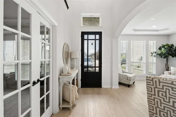 344 Willie Way, Burleson, TX 76028