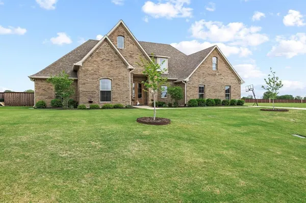 112 Chisolm Trail, Pottsboro, TX 75076