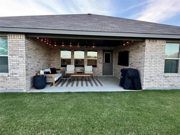 1913 Cookes Lane, Cleburne, TX 76033