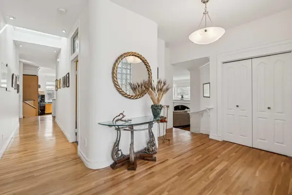 509 15 AVE NE, Calgary, AB T2E 1H7