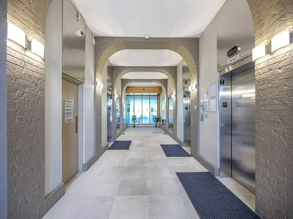 4944 Dalton DR NW #609, Calgary, AB T3A 2E6