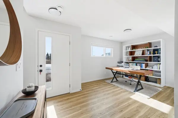 108 Harvest Grove WALK NE, Calgary, AB T3K 2P3