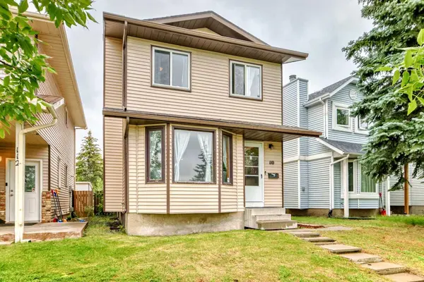 110 Edgeburn CRES NW, Calgary, AB T3A 4K3