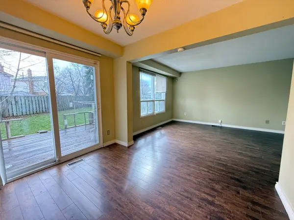 24 Oakhaven DR, Toronto E07, ON M1V 1X9