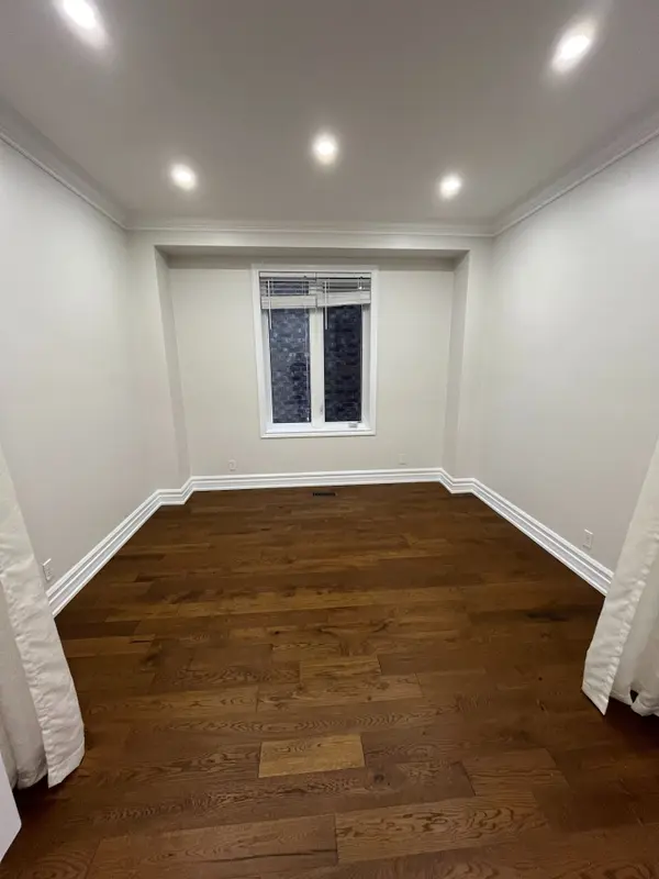 2360 Dobbinton ST, Oshawa, ON L1L 0L4