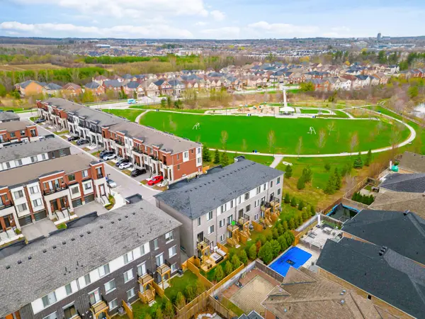 93 Rattenbury RD, Vaughan, ON L6A 5C6