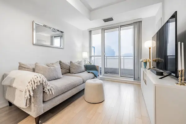 9199 Yonge ST #SE403, Richmond Hill, ON L4C 1H7